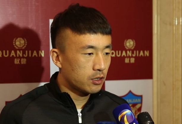 如果是在某几个方面极强的人，那就是天才了。